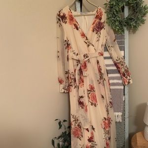 ***NEW*****Long flowing maternity dress